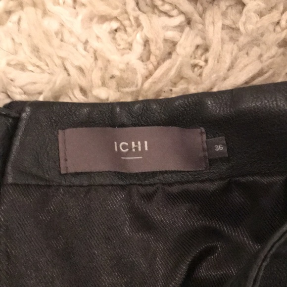 Leather skirt, from Dublin ! Statement staple piece - Picture 2 of 3